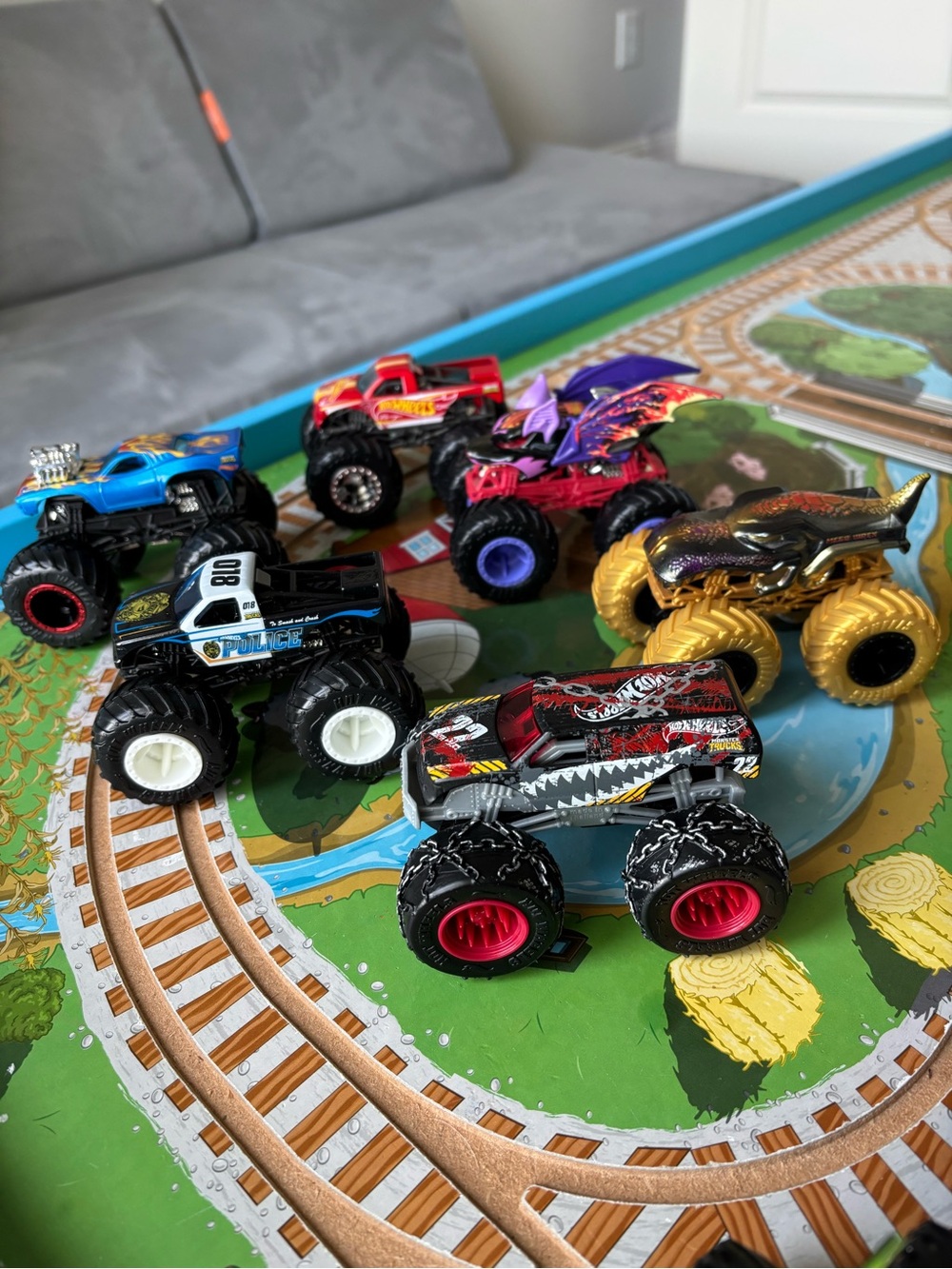 Hot Wheels Trucks 1:64 Bundle of Six